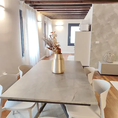 Ca' Dei Buranelli - Centro Citta' Apartment